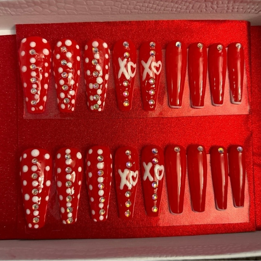 Red Nail Art Set with Rhinestones
